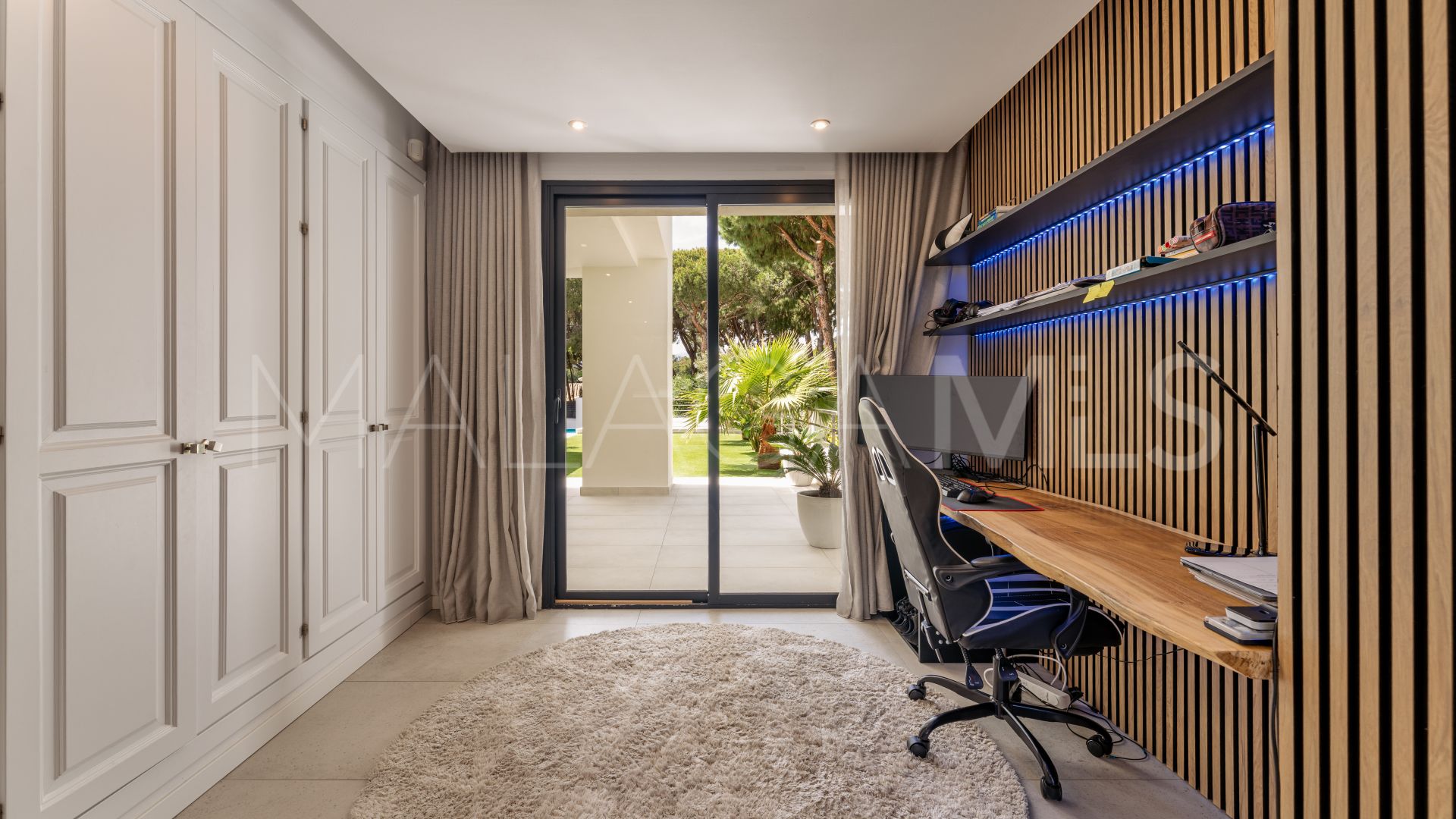 Hacienda las Chapas 6 bedrooms villa for sale