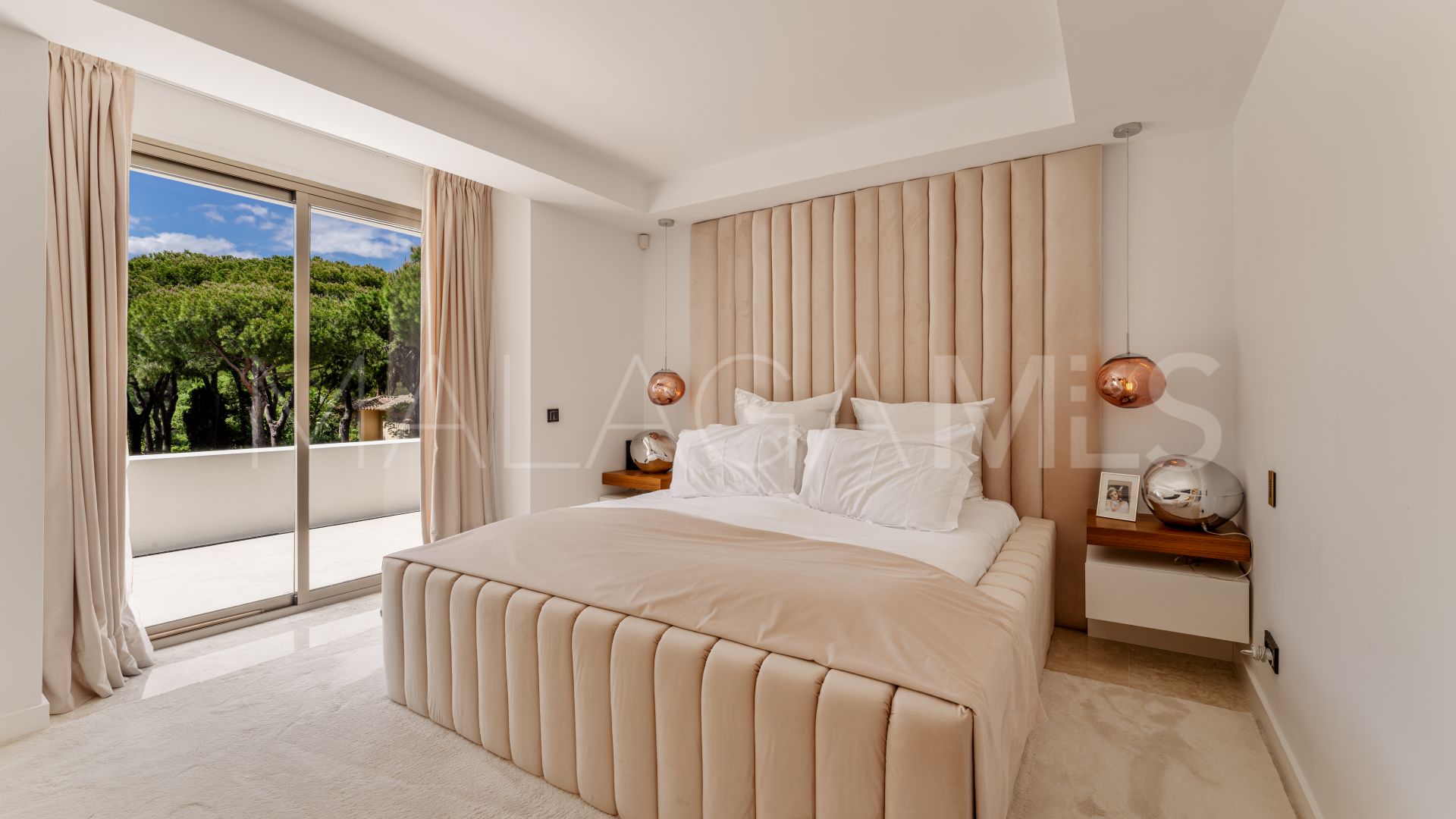 Hacienda las Chapas 6 bedrooms villa for sale