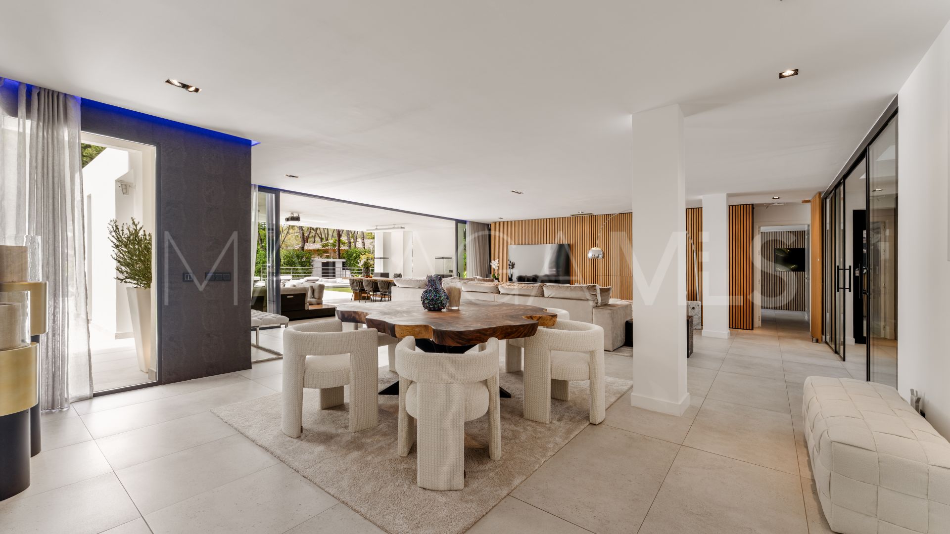 Hacienda las Chapas 6 bedrooms villa for sale