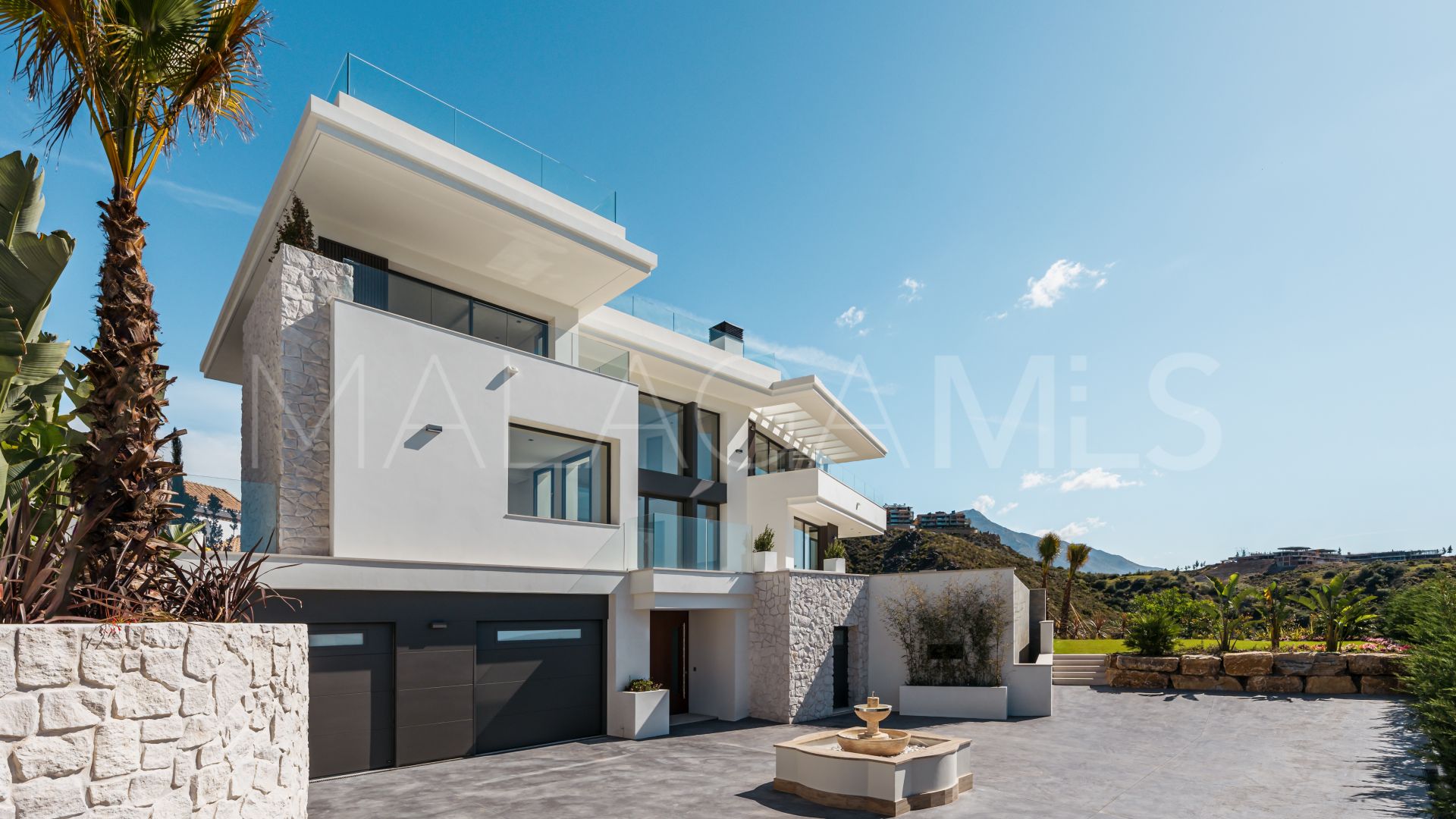 Villa for sale in Lomas de La Quinta