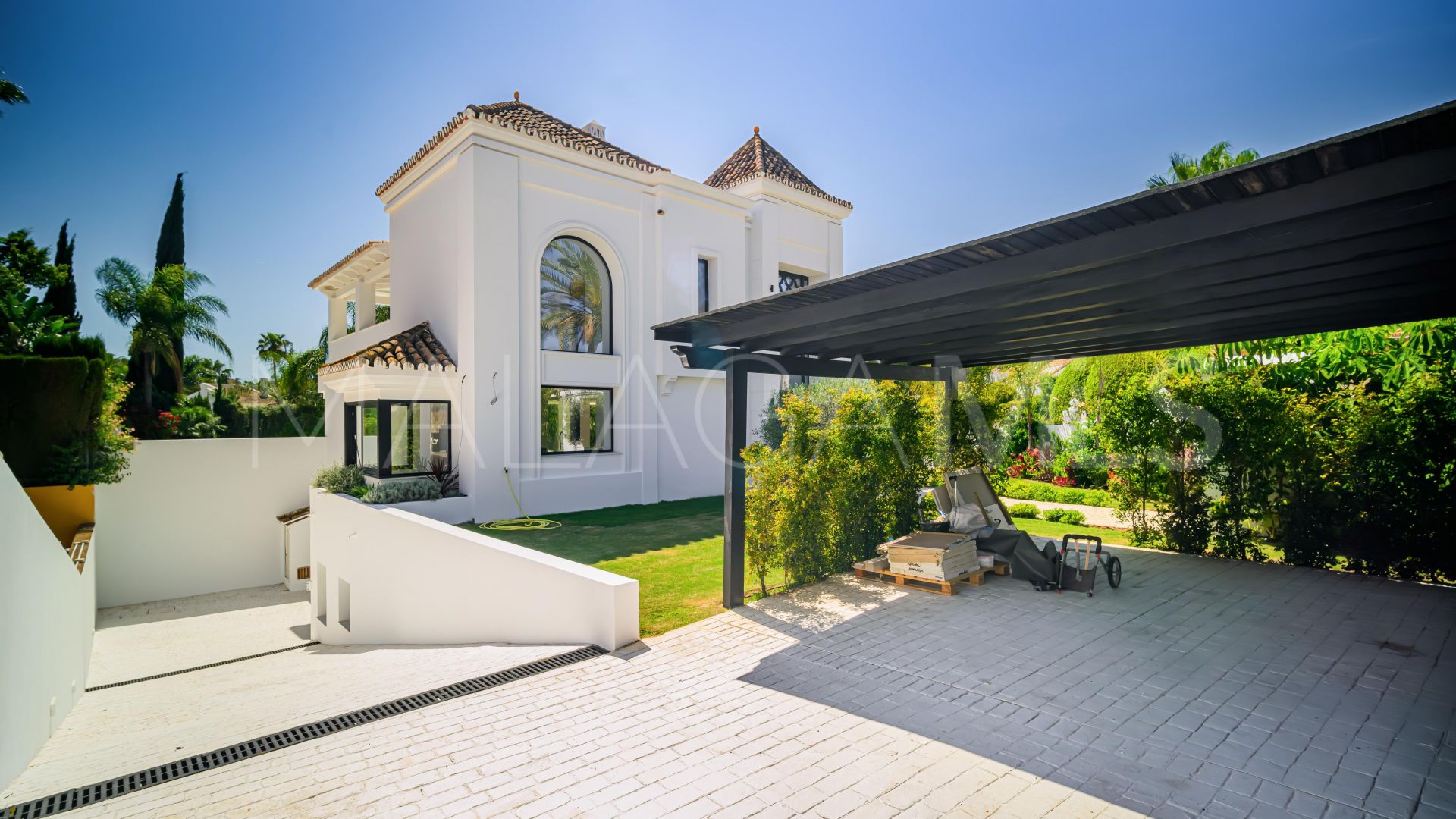 Se vende villa de 4 bedrooms in Parcelas del Golf