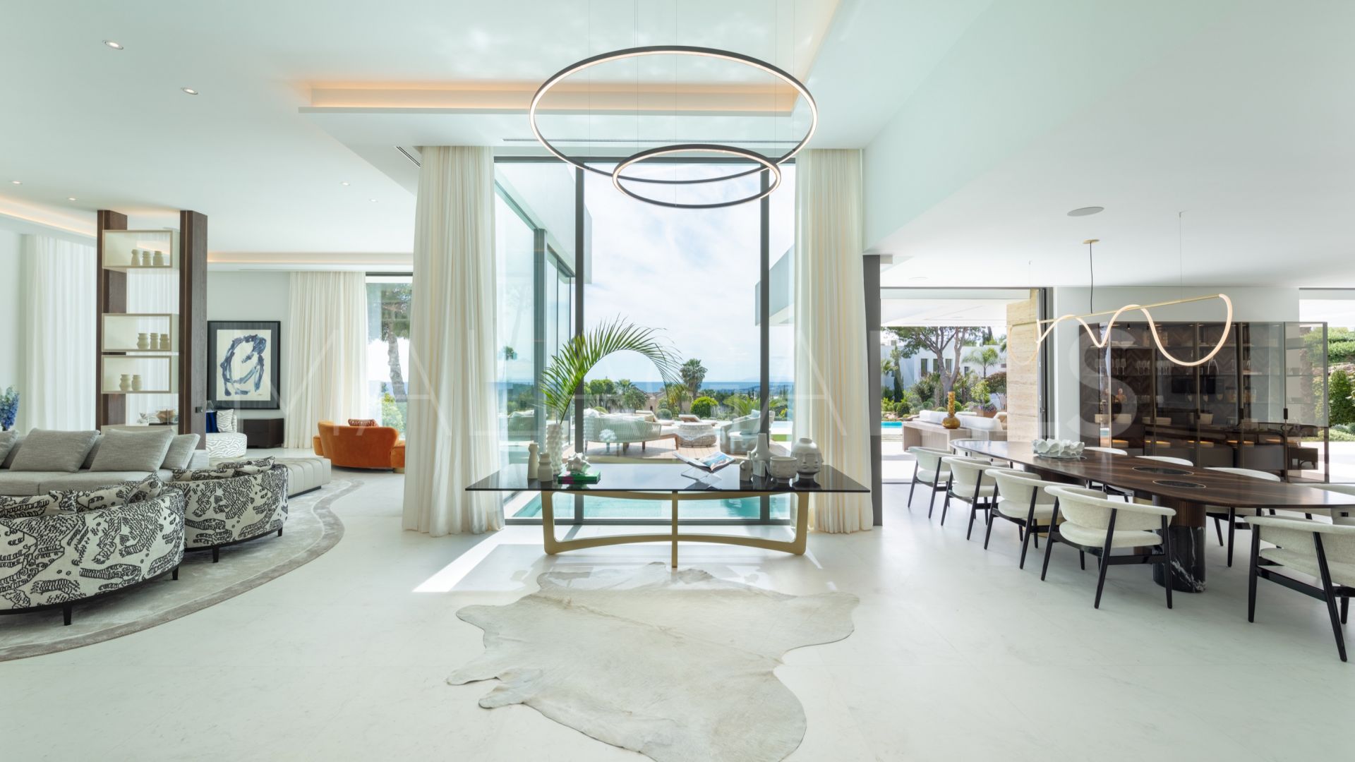 Villa for sale in Sierra Blanca