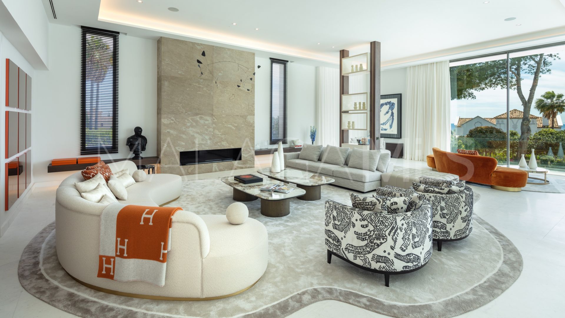 Villa for sale in Sierra Blanca