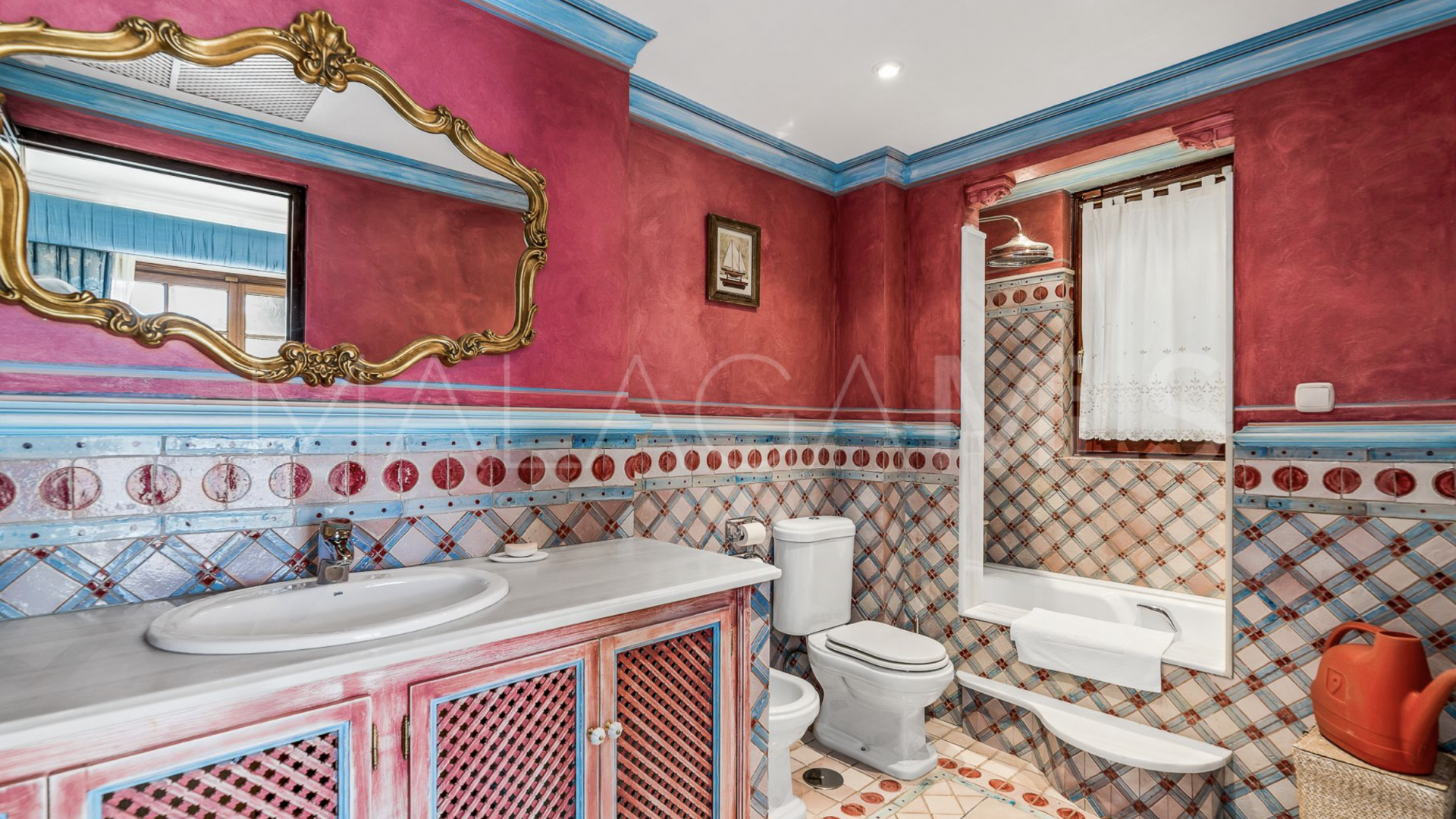 Villa for sale in Sierra Blanca