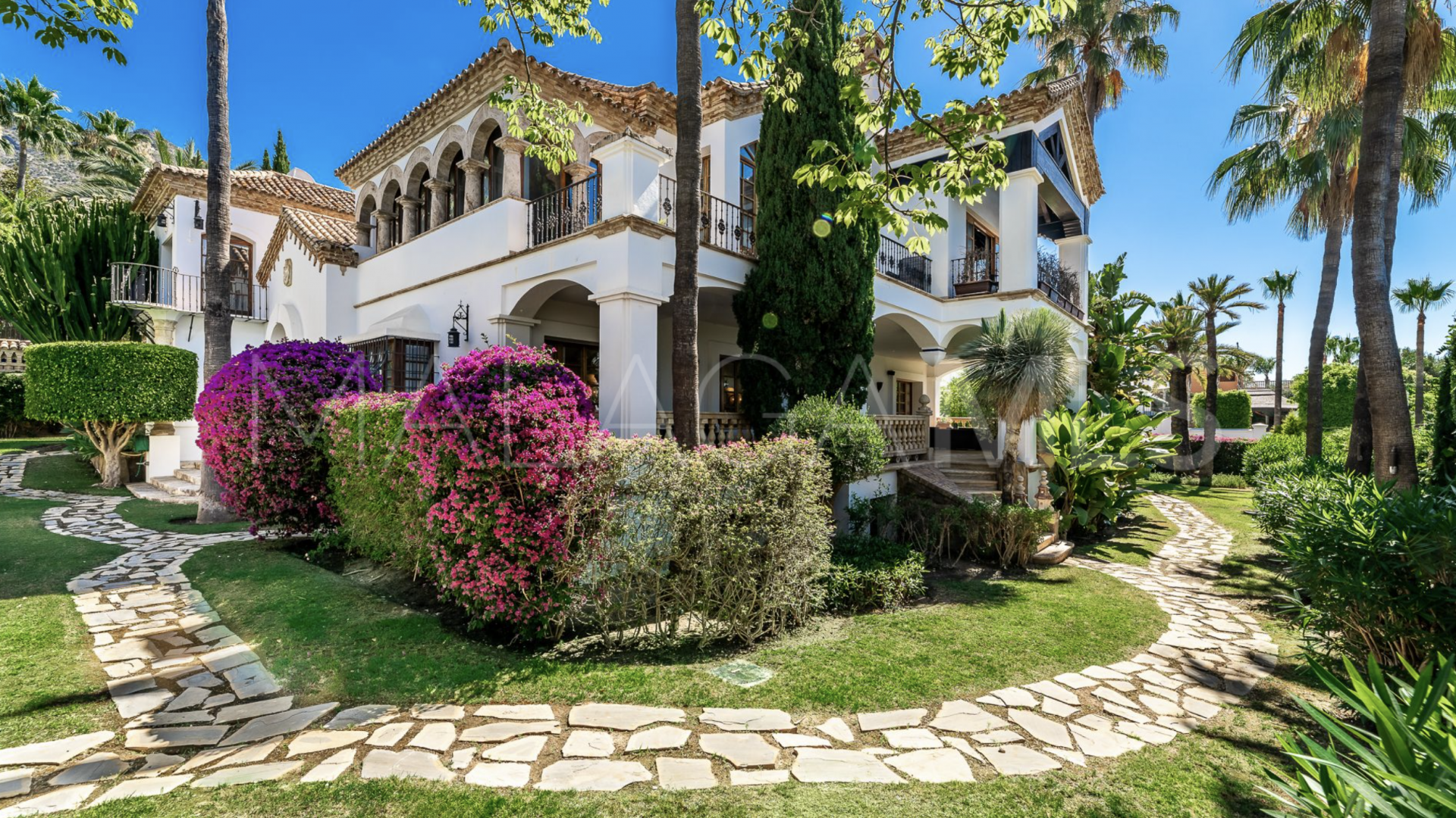 Villa for sale in Sierra Blanca