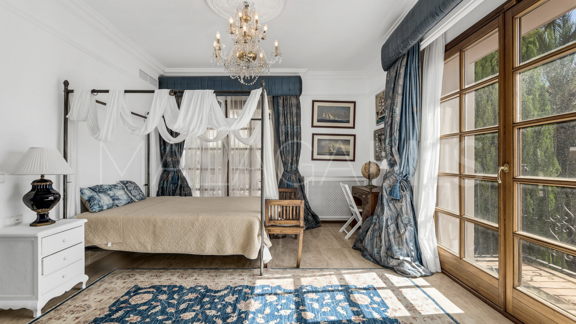 Villa for sale in Sierra Blanca