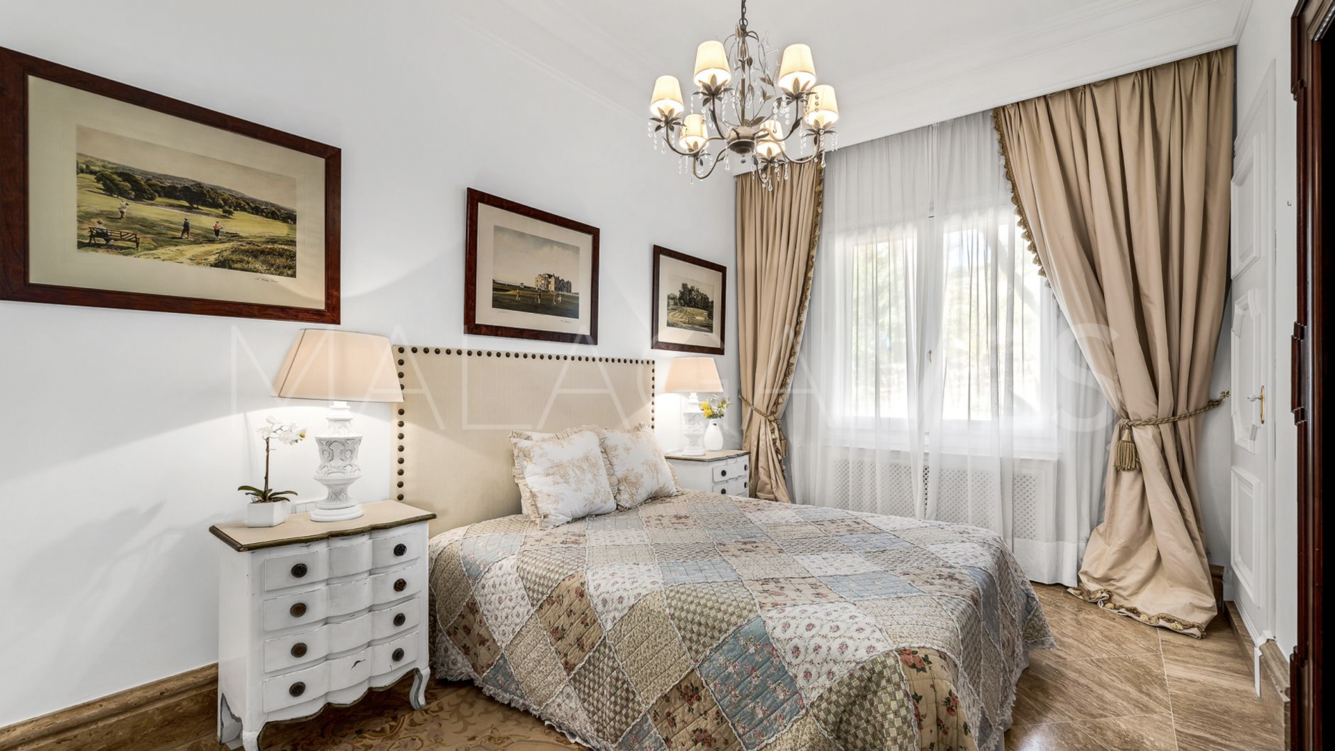 Villa for sale in Sierra Blanca