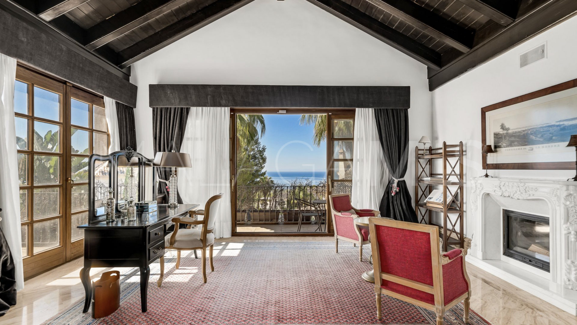 Villa for sale in Sierra Blanca