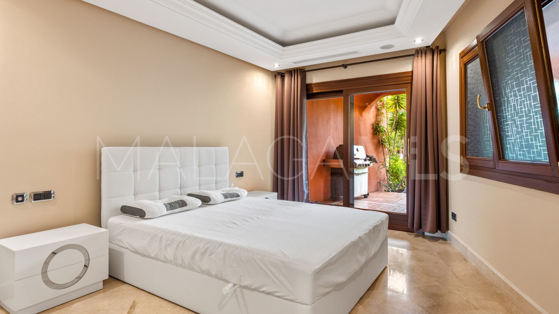 Buy apartamento planta baja de 3 bedrooms in Torre Bermeja