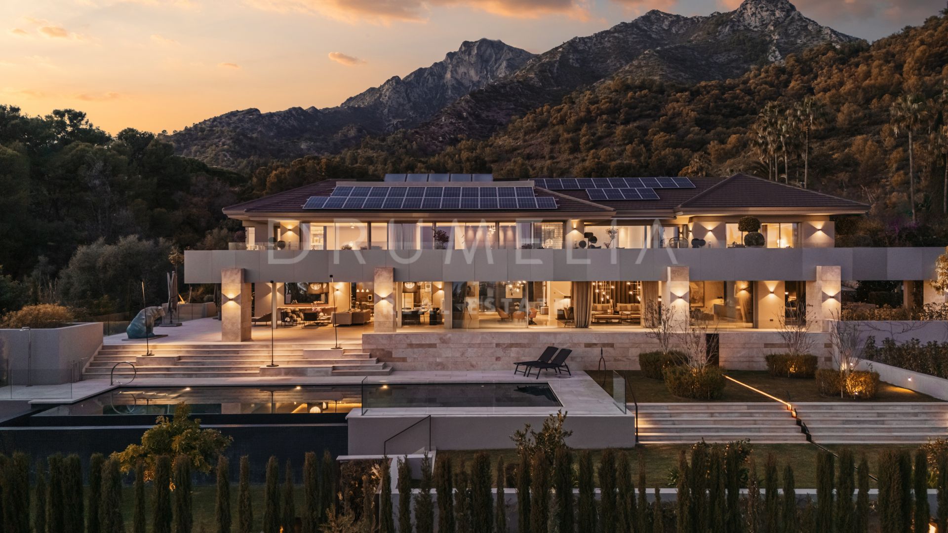 TORO JABONERO - Ultramoderne hus med fantastisk sjøutsikt i Cascada de Camojan, Marbella