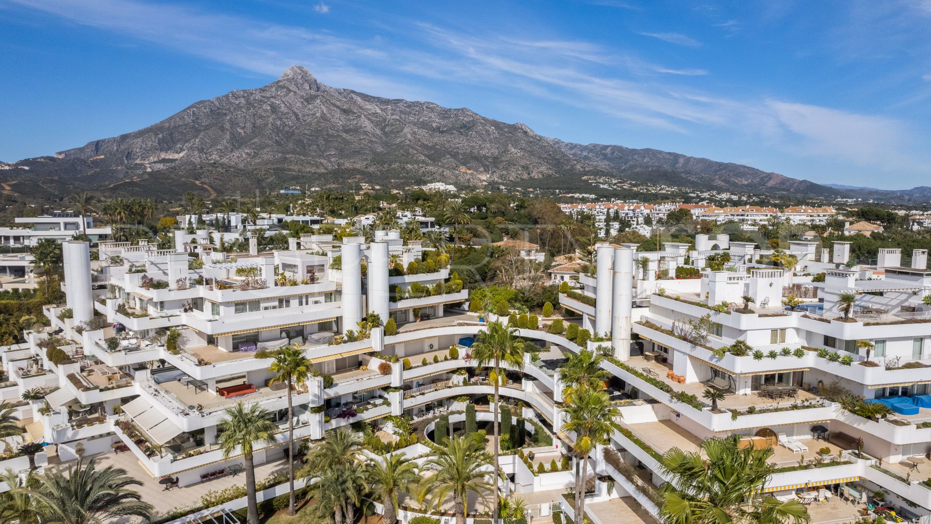 Apartamento en venta en Las Lomas del Marbella Club