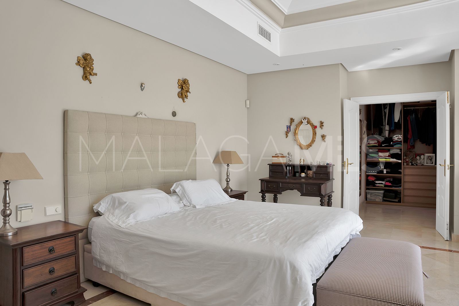 Villa for sale in Haza del Conde