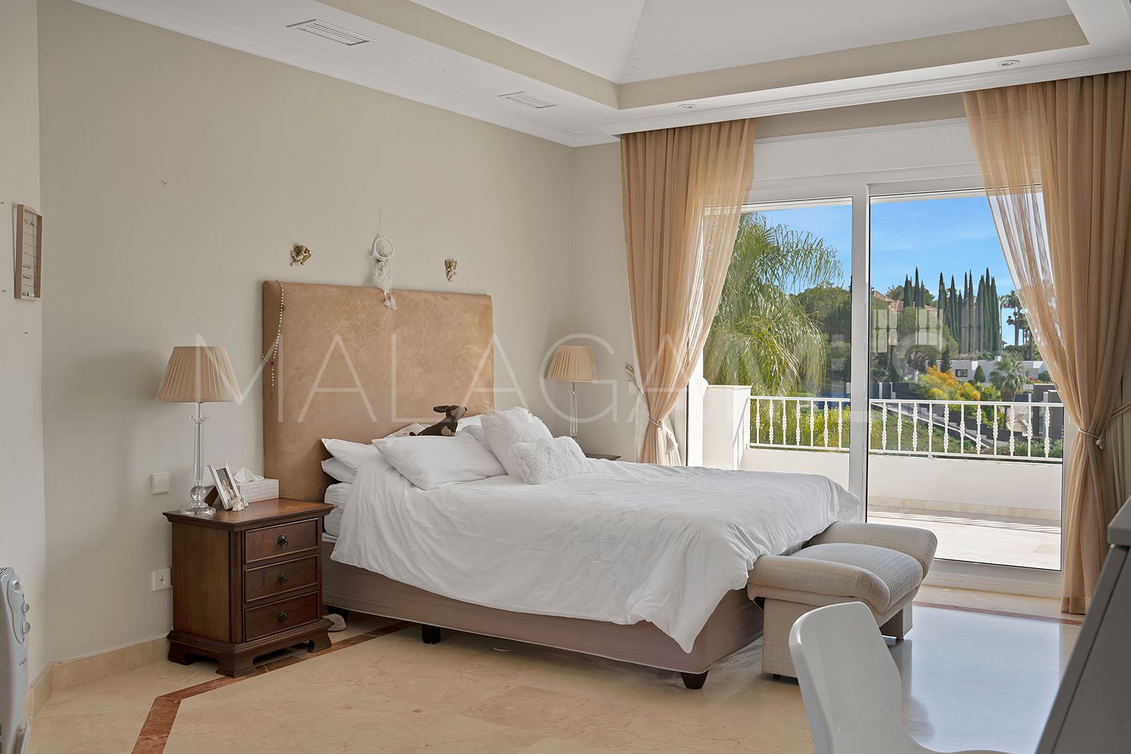 Villa for sale in Haza del Conde