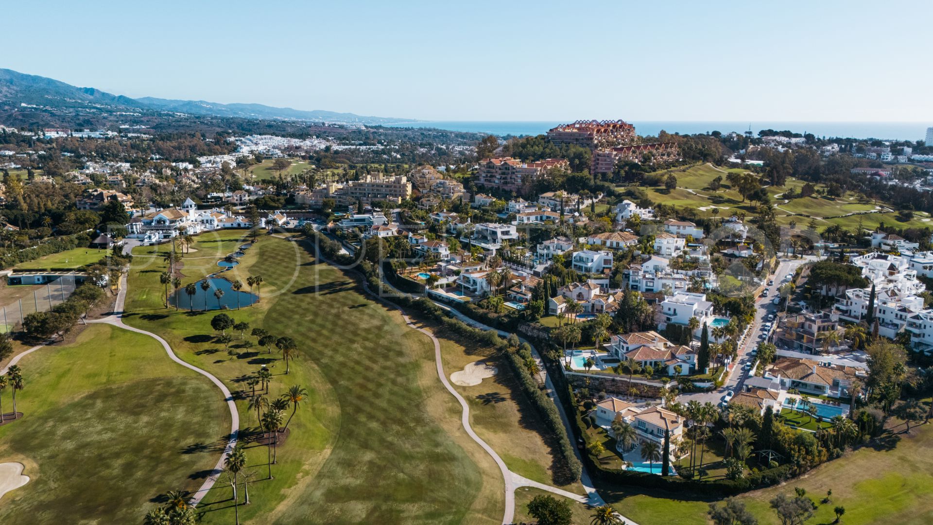 For sale villa in Los Naranjos Golf