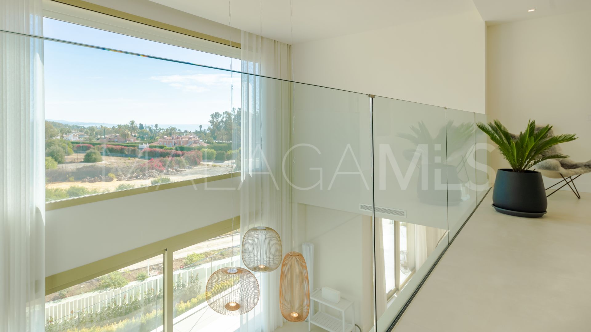 Triplex for sale in Marbella Golden Mile