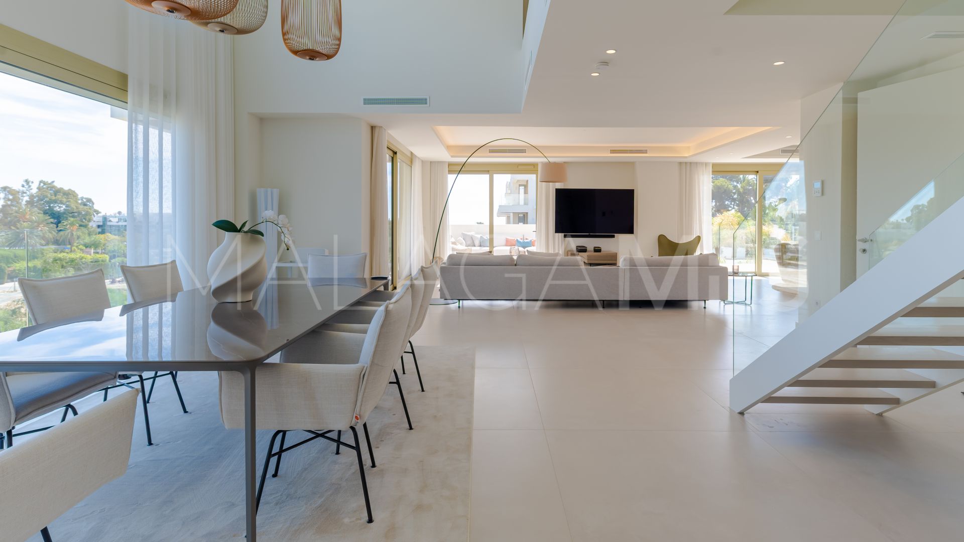 Triplex for sale in Marbella Golden Mile