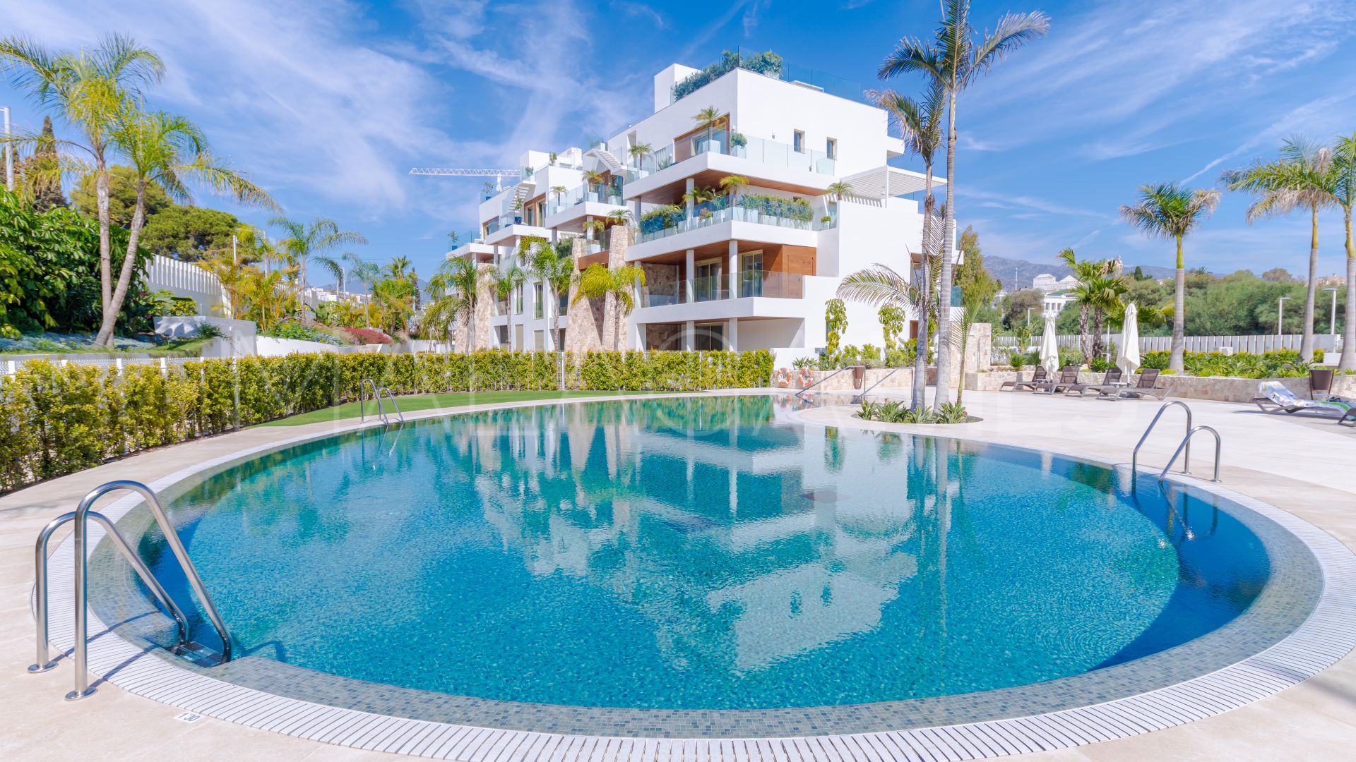 Triplex for sale in Marbella Goldene Meile