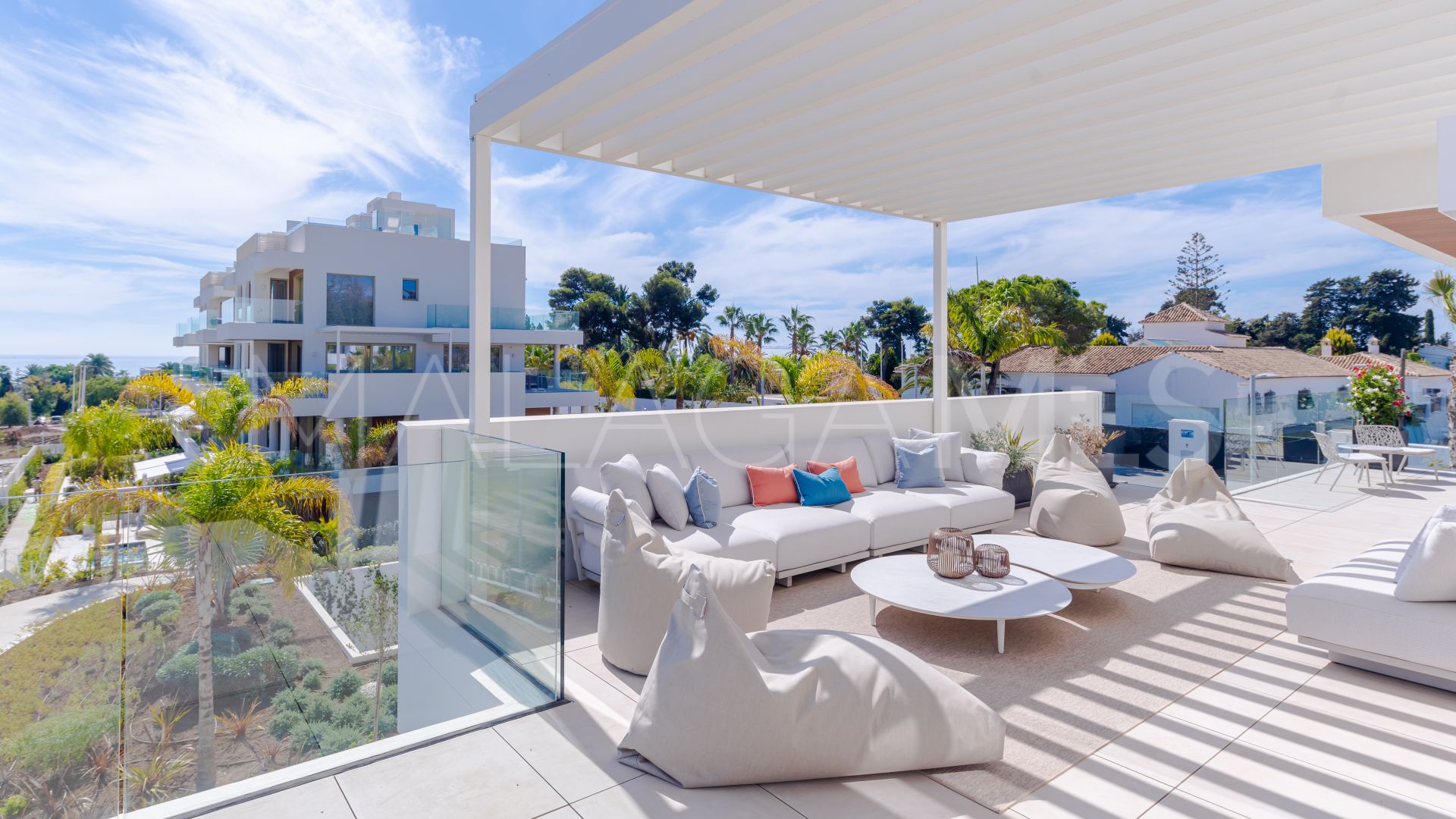 Triplex for sale in Marbella Golden Mile