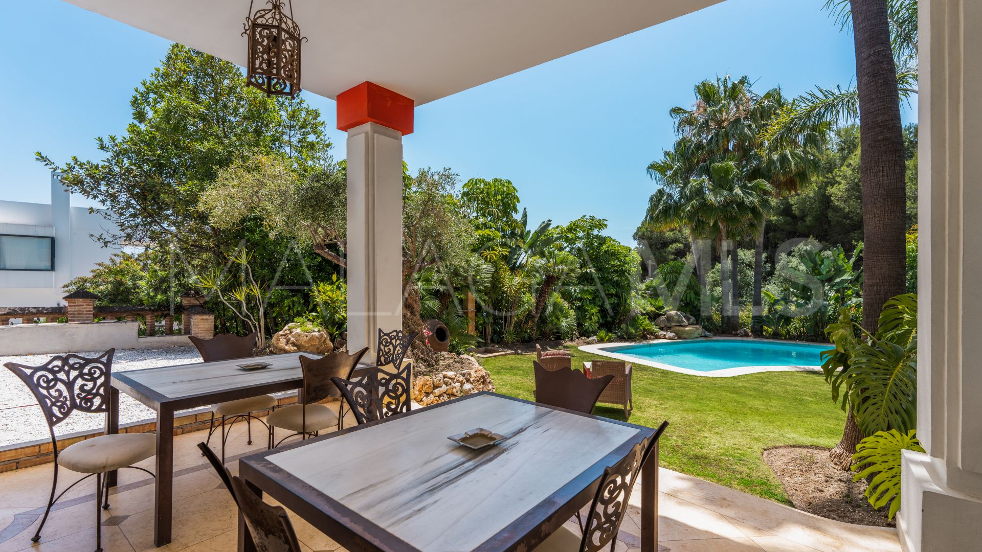 Villa for sale in Altos de Puente Romano