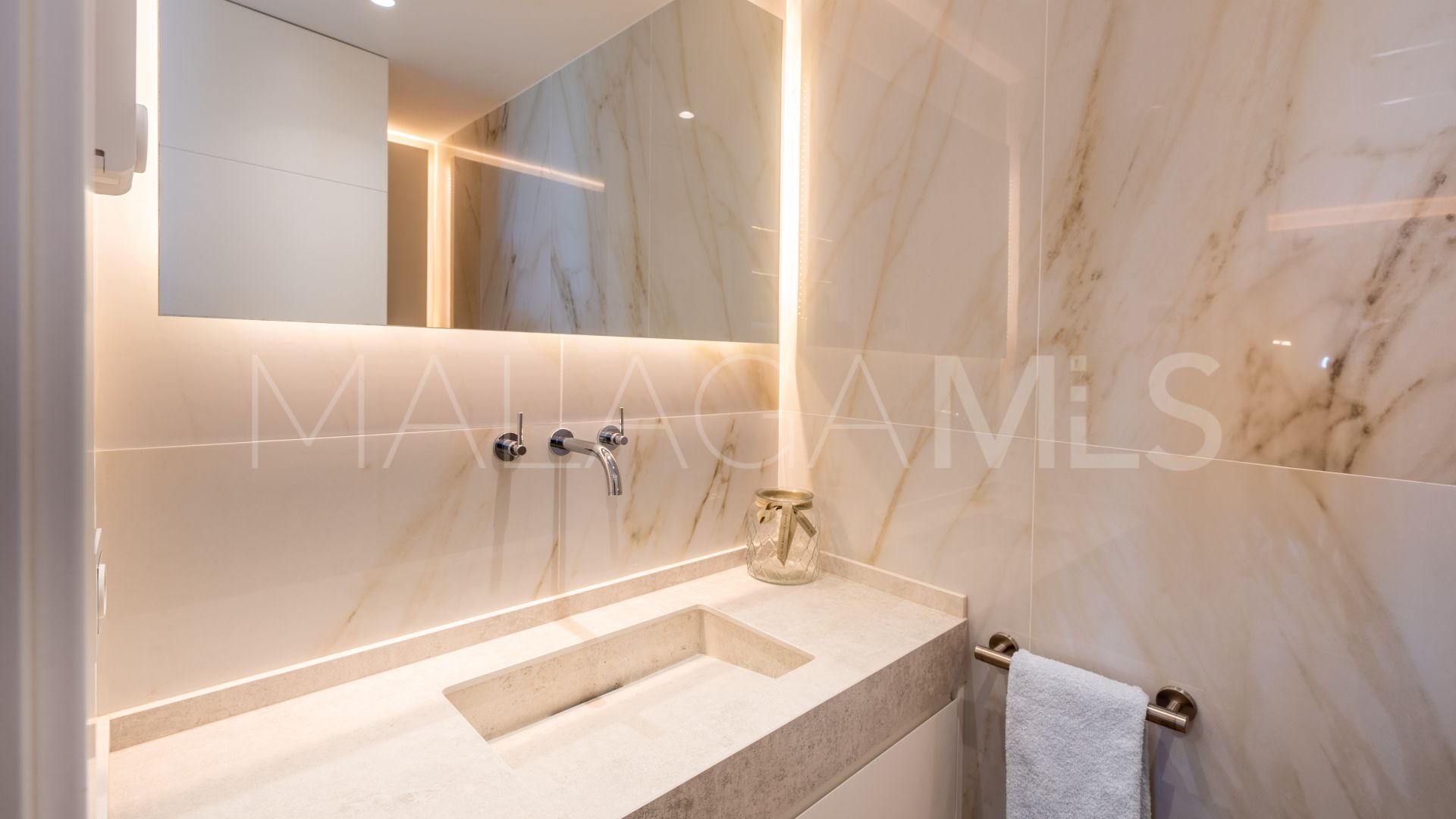 Appartement for sale in Menara Beach