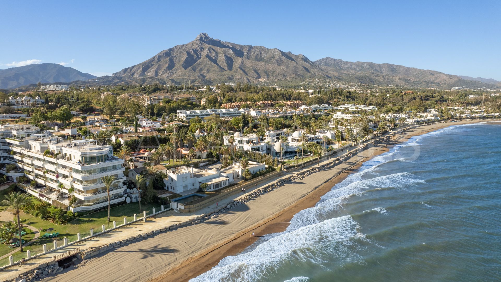 Tomt for sale in Marbella Golden Mile