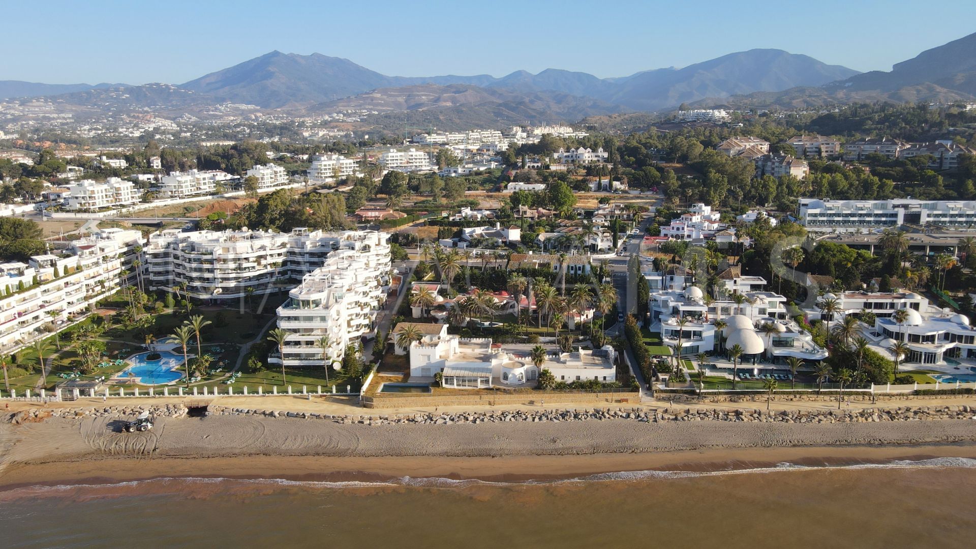 Tomt for sale in Marbella Golden Mile