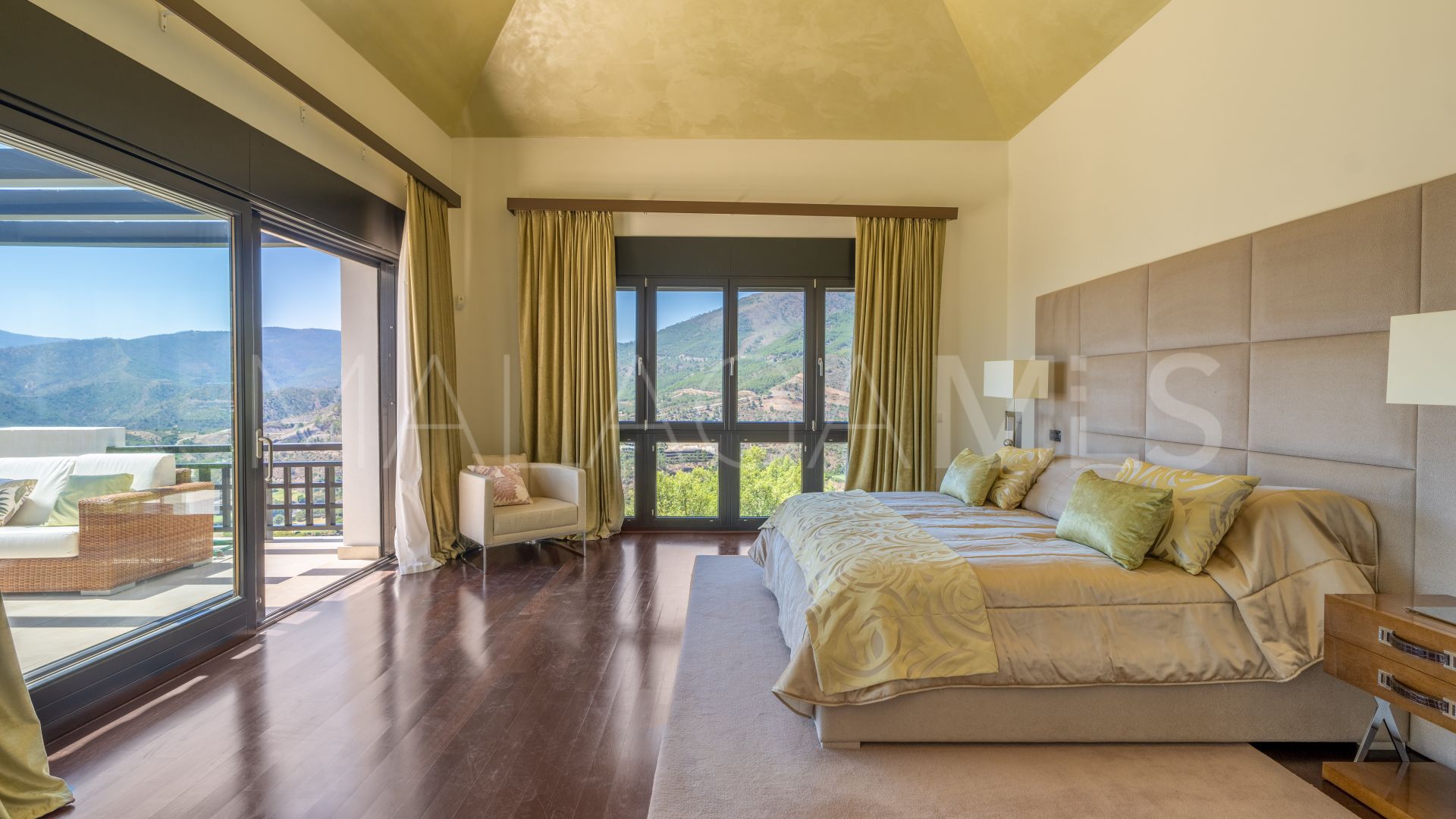 Villa for sale in La Zagaleta