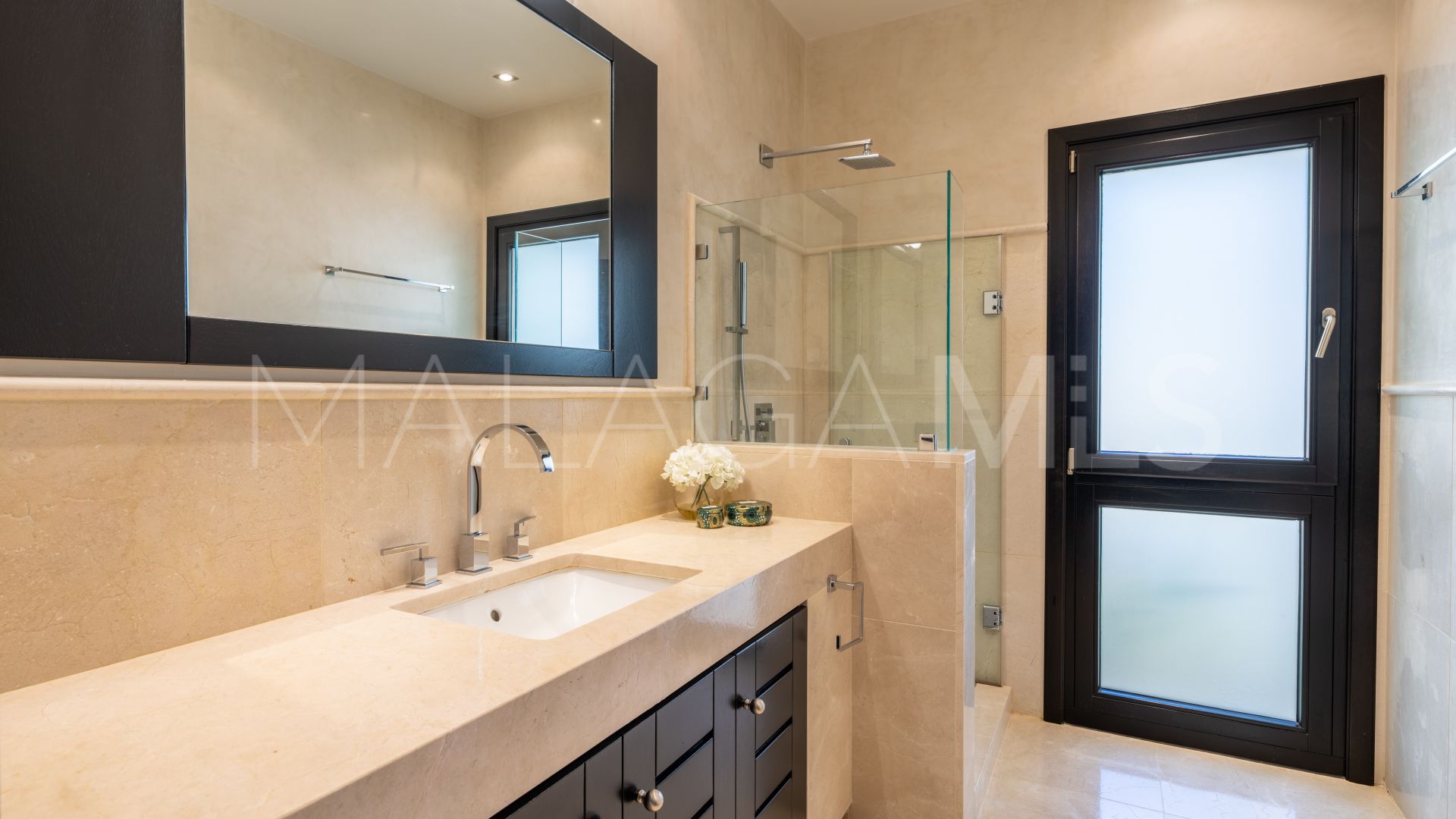 Villa for sale in La Zagaleta