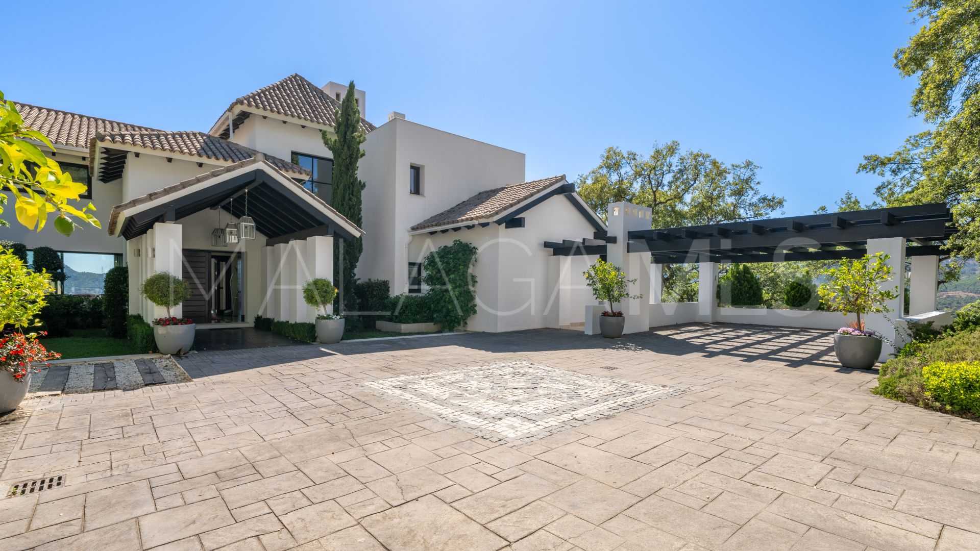 Villa for sale in La Zagaleta