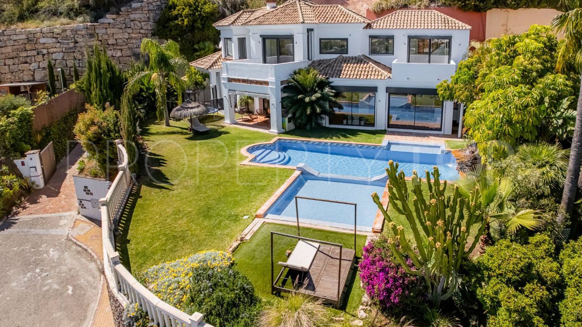 Puerto del Almendro 5 bedrooms villa for sale