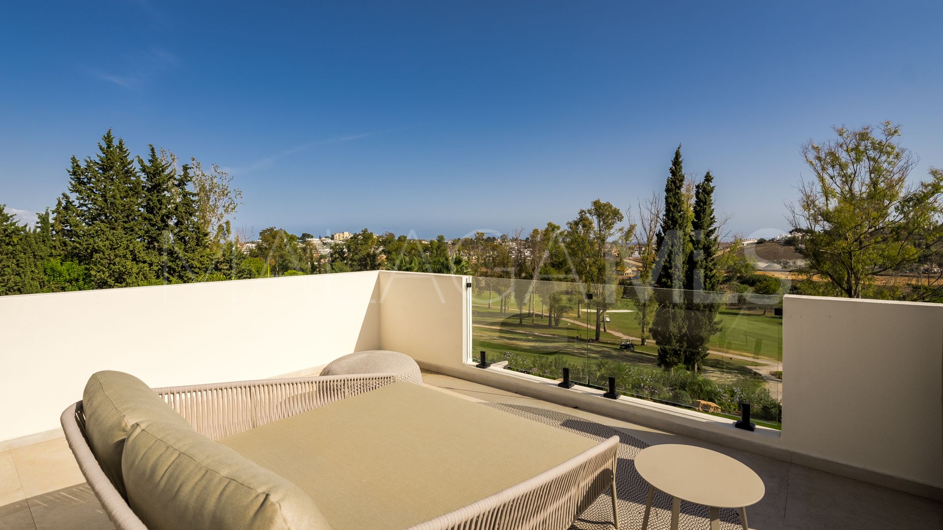 Buy villa de 5 bedrooms in Atalaya Fairways