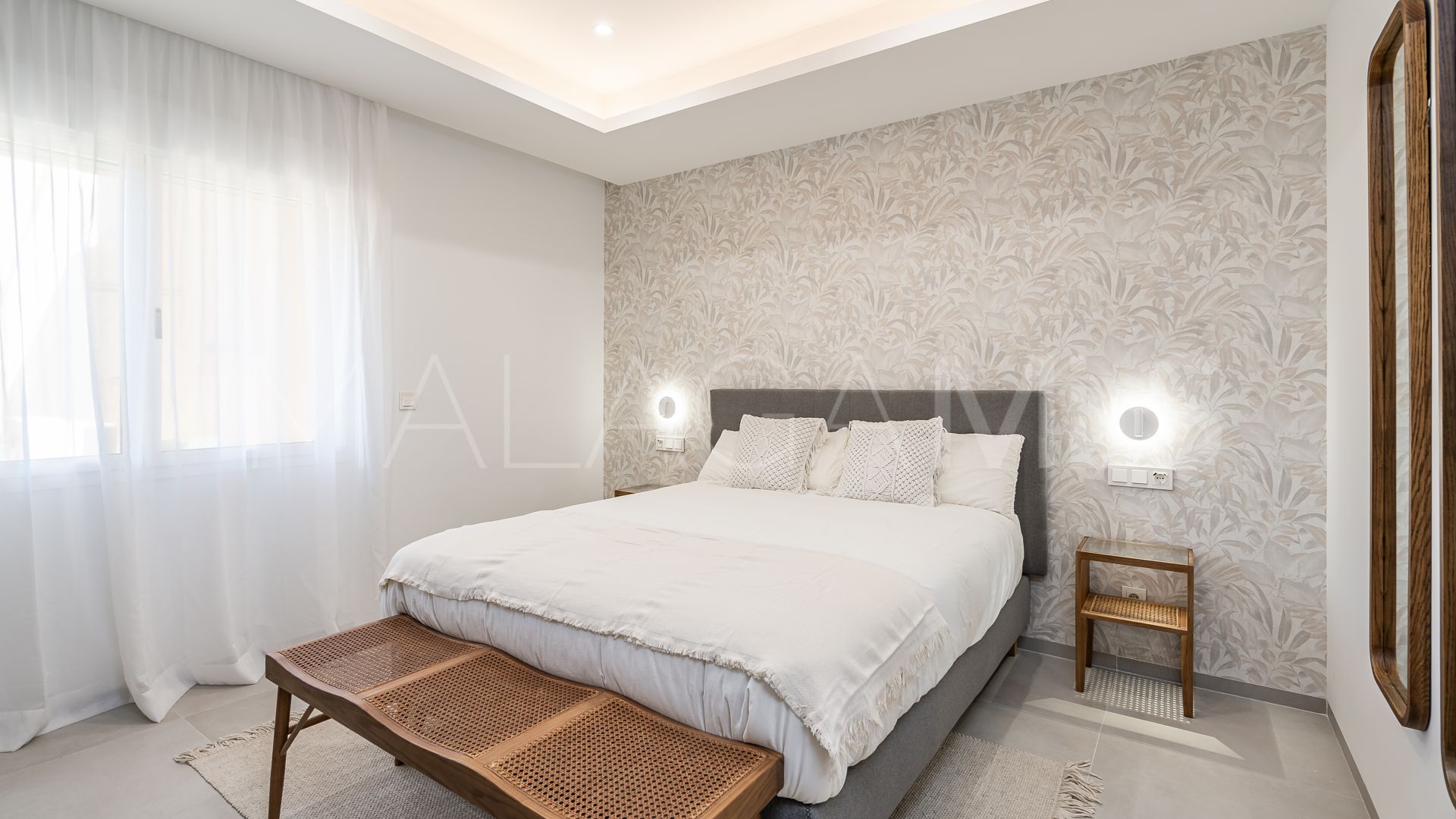 Atico duplex a la venta in Country Club Las Brisas