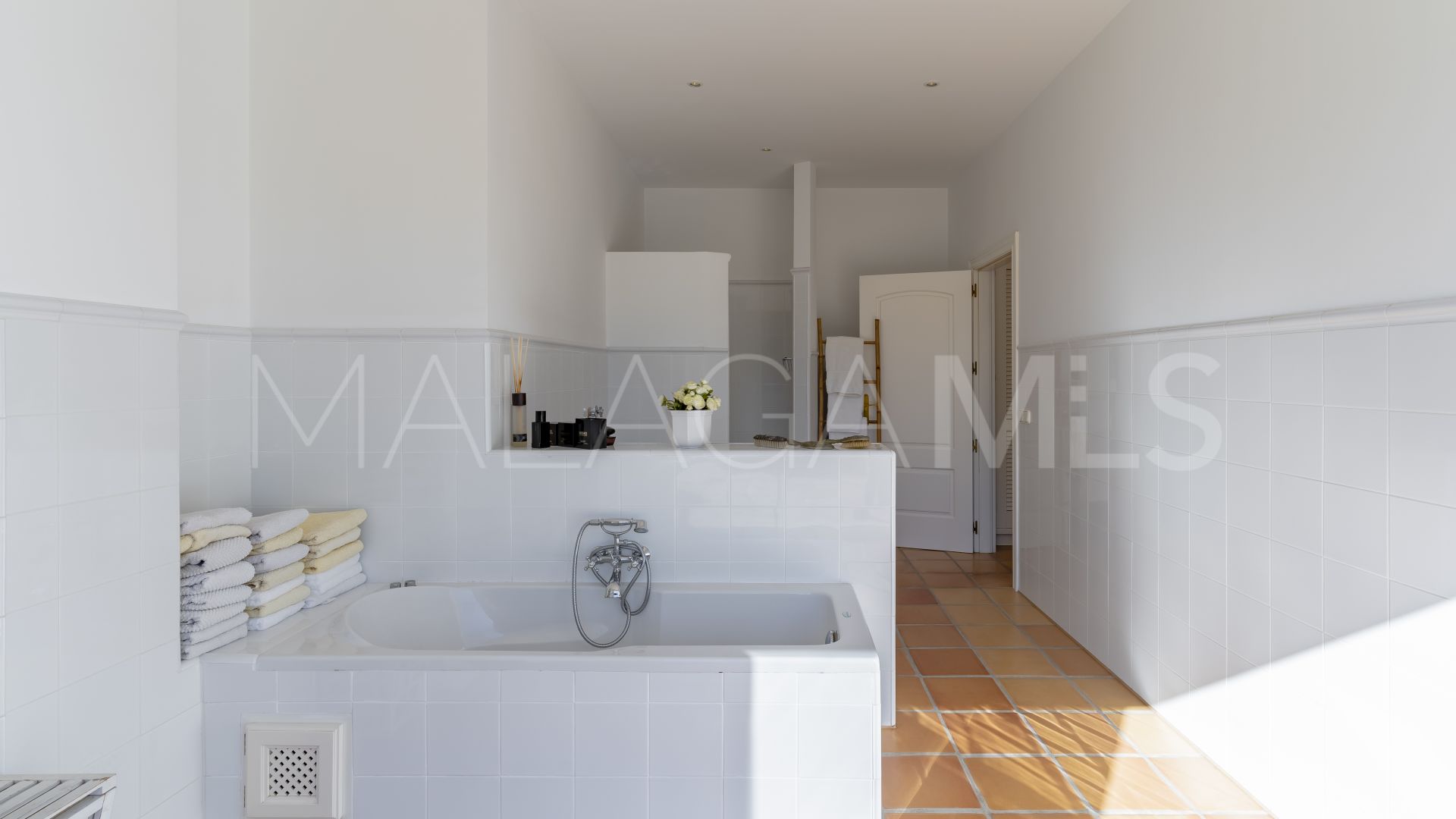 Se vende villa in Guadalmina Baja with 3 bedrooms