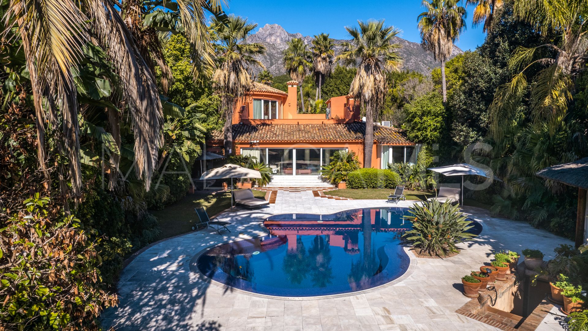 Villa for sale in Rocio de Nagüeles