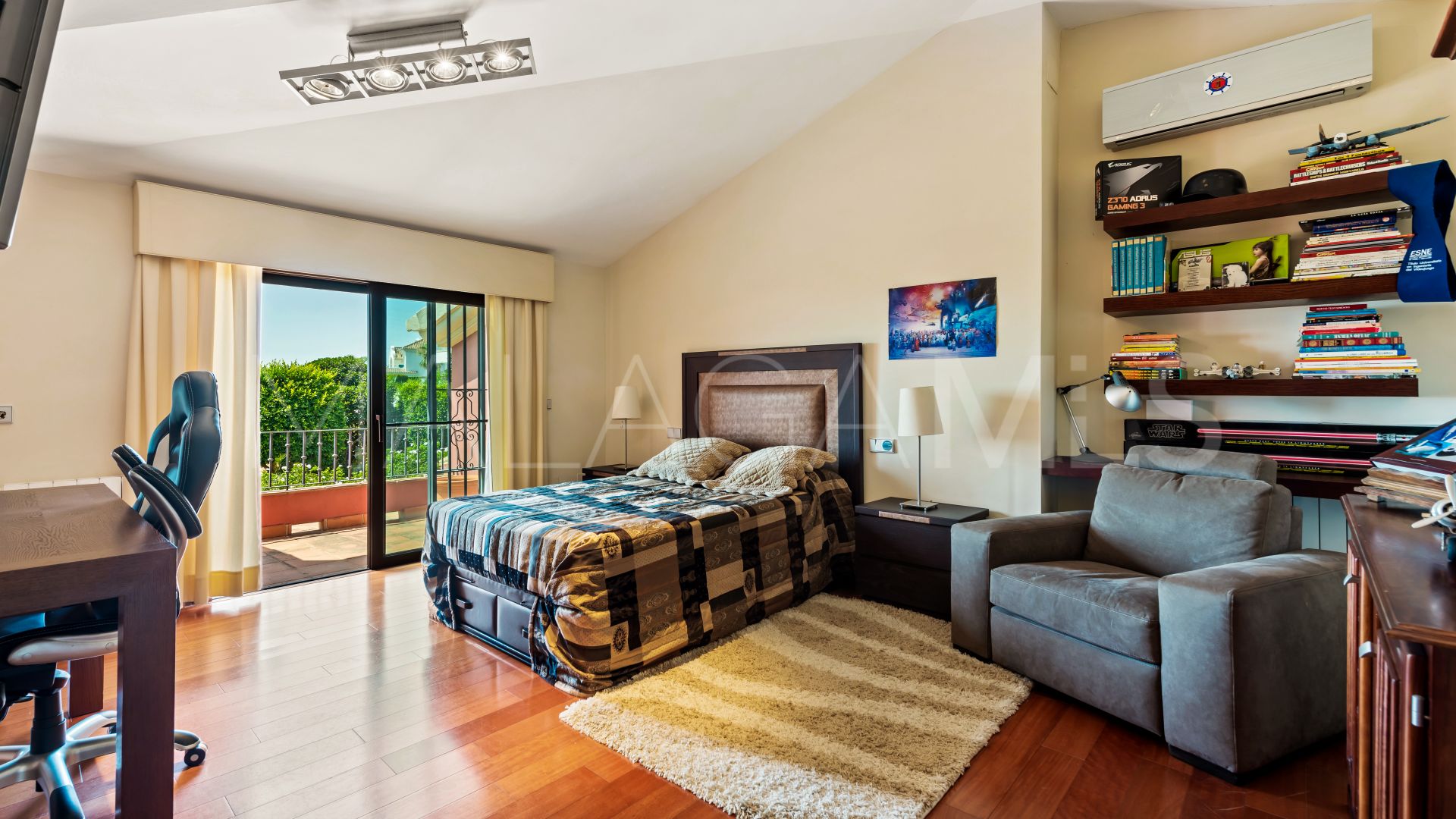For sale Haza del Conde villa with 6 bedrooms