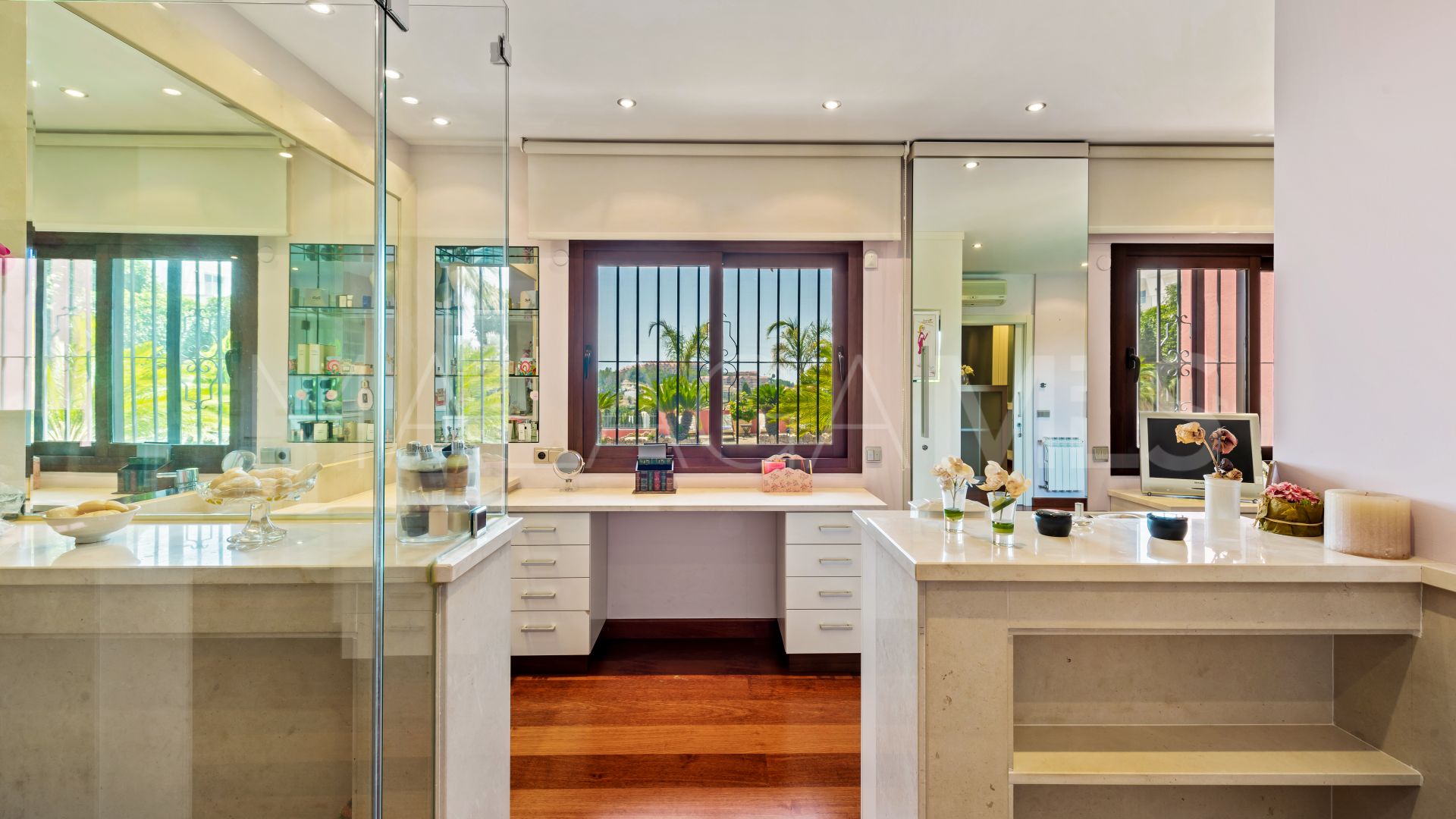 For sale Haza del Conde villa with 6 bedrooms