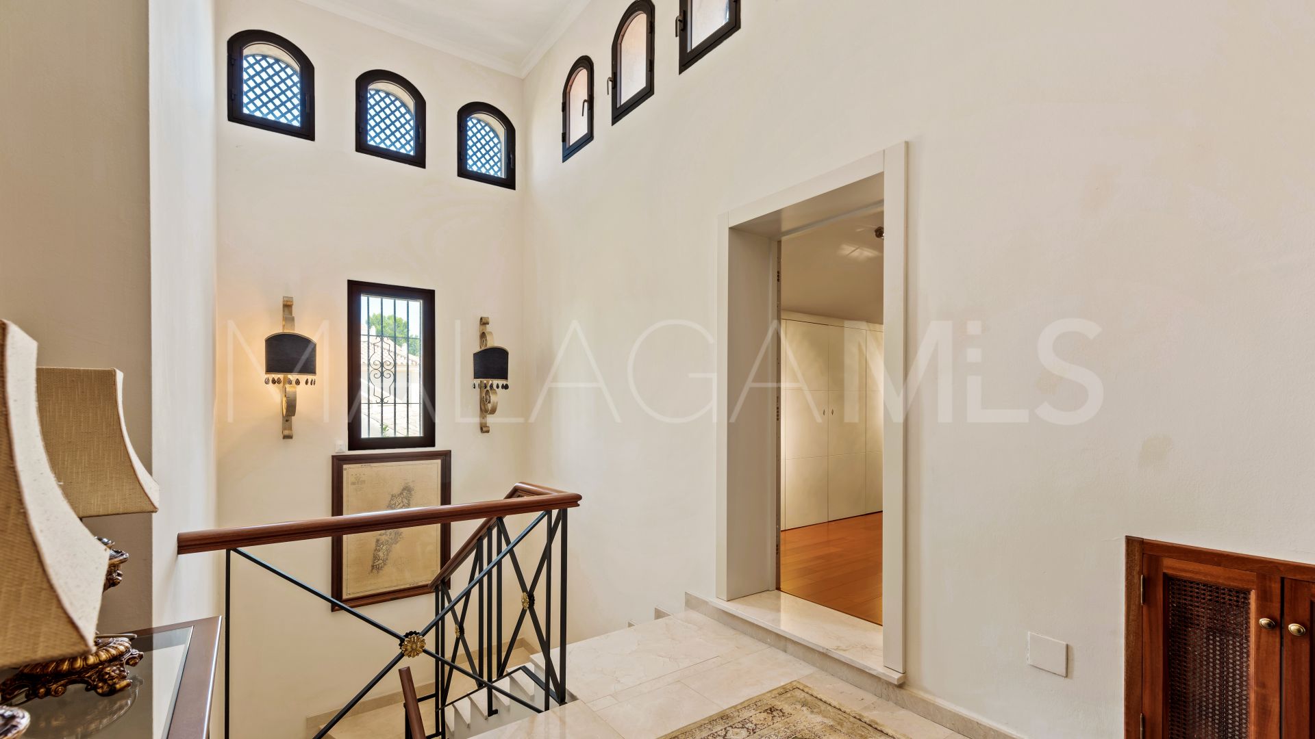 For sale Haza del Conde villa with 6 bedrooms