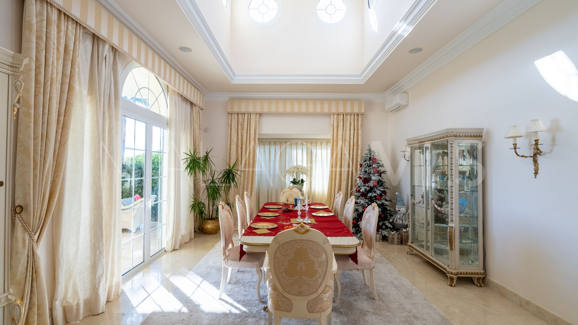 Villa for sale in La Zagaleta