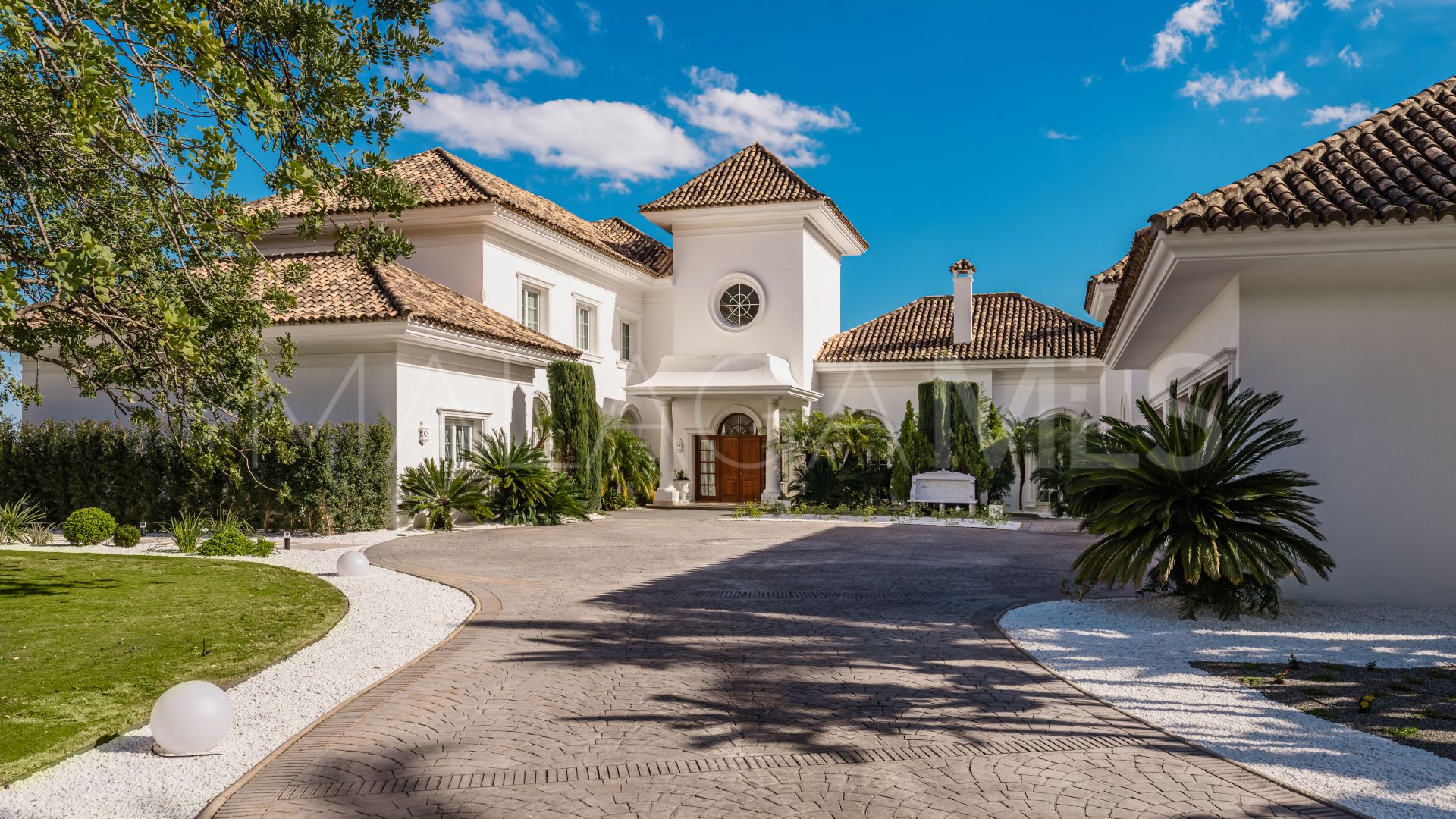 Villa for sale in La Zagaleta