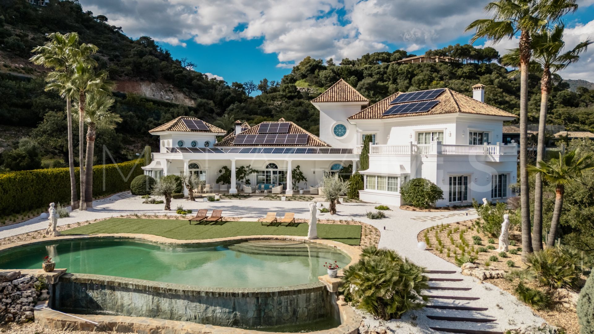 Villa for sale in La Zagaleta