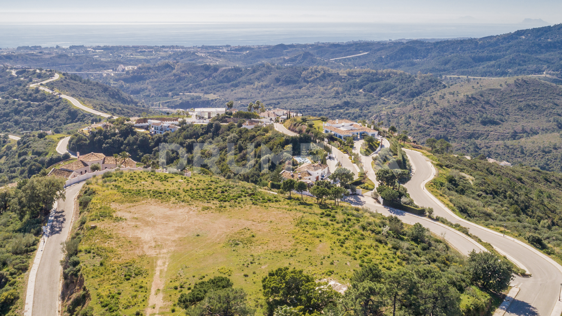 Excellent Huge Multipurpose Plot with Panoramic Sea & Mountain Views, Montemayor