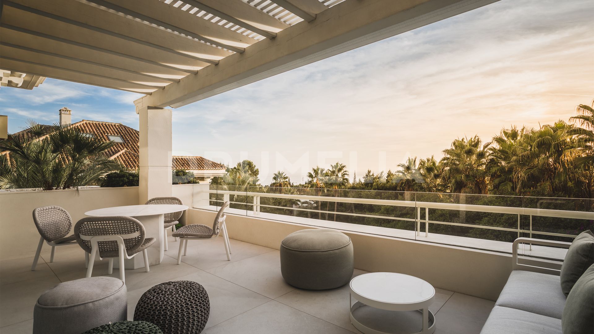 Designer Duplex Penthouse mit atemberaubender Aussicht, Retiro de Nagüeles, Goldene Meile