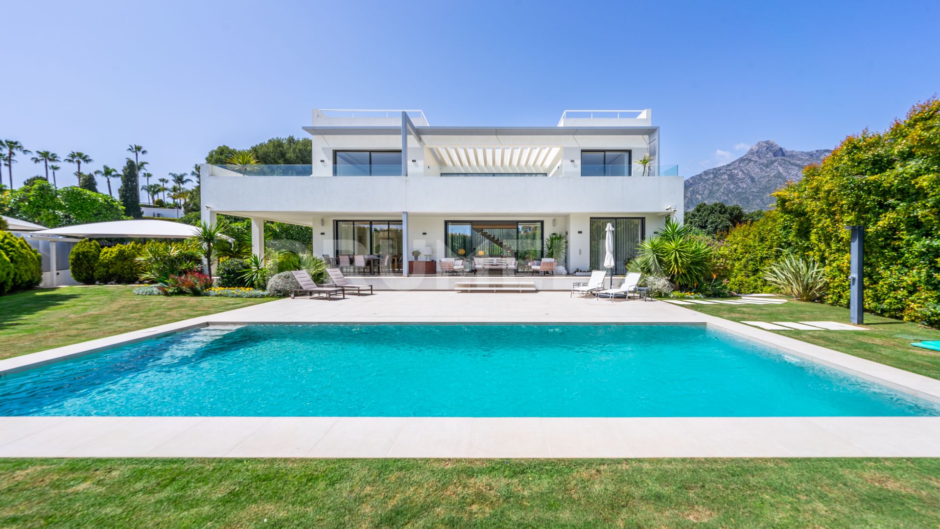 Perfekt modernt hus i Golden Mile, Marbella