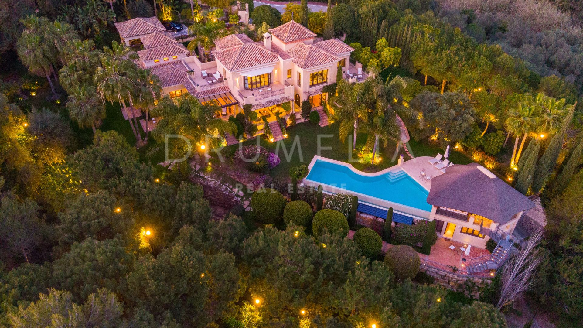 Superbe maison de luxe de style andalou à Lomas del Marbella Club, Golden Mile