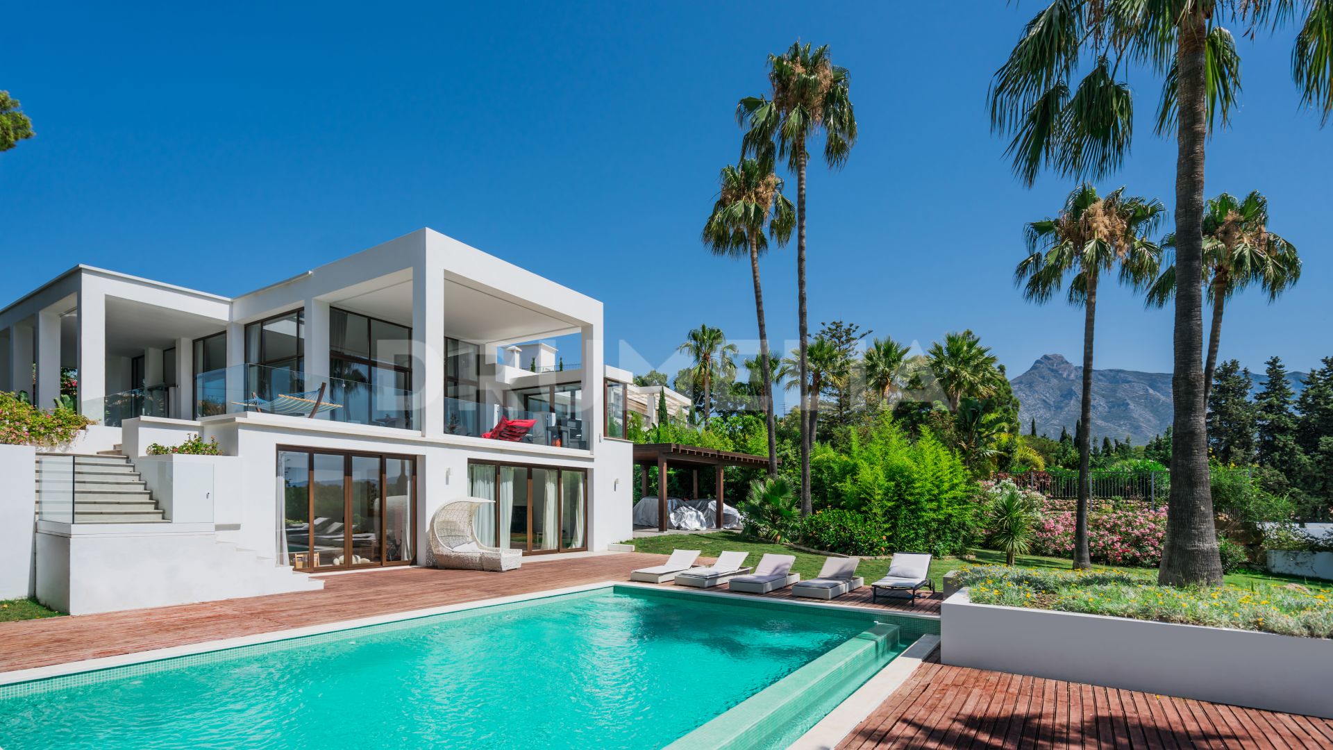 Impressive Contemporary Style Luxury House, Rio Verde, Marbella Golden Mile