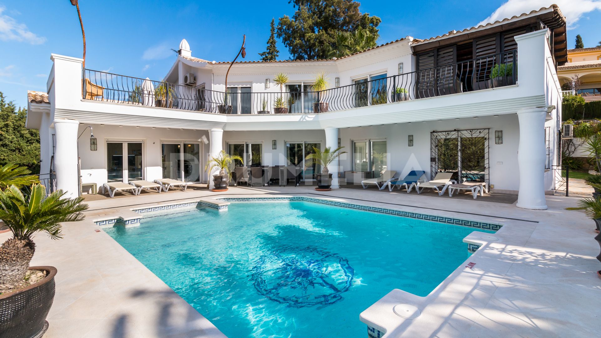 Prachtige moderne mediterrane luxe villa, El Paraiso, Estepona