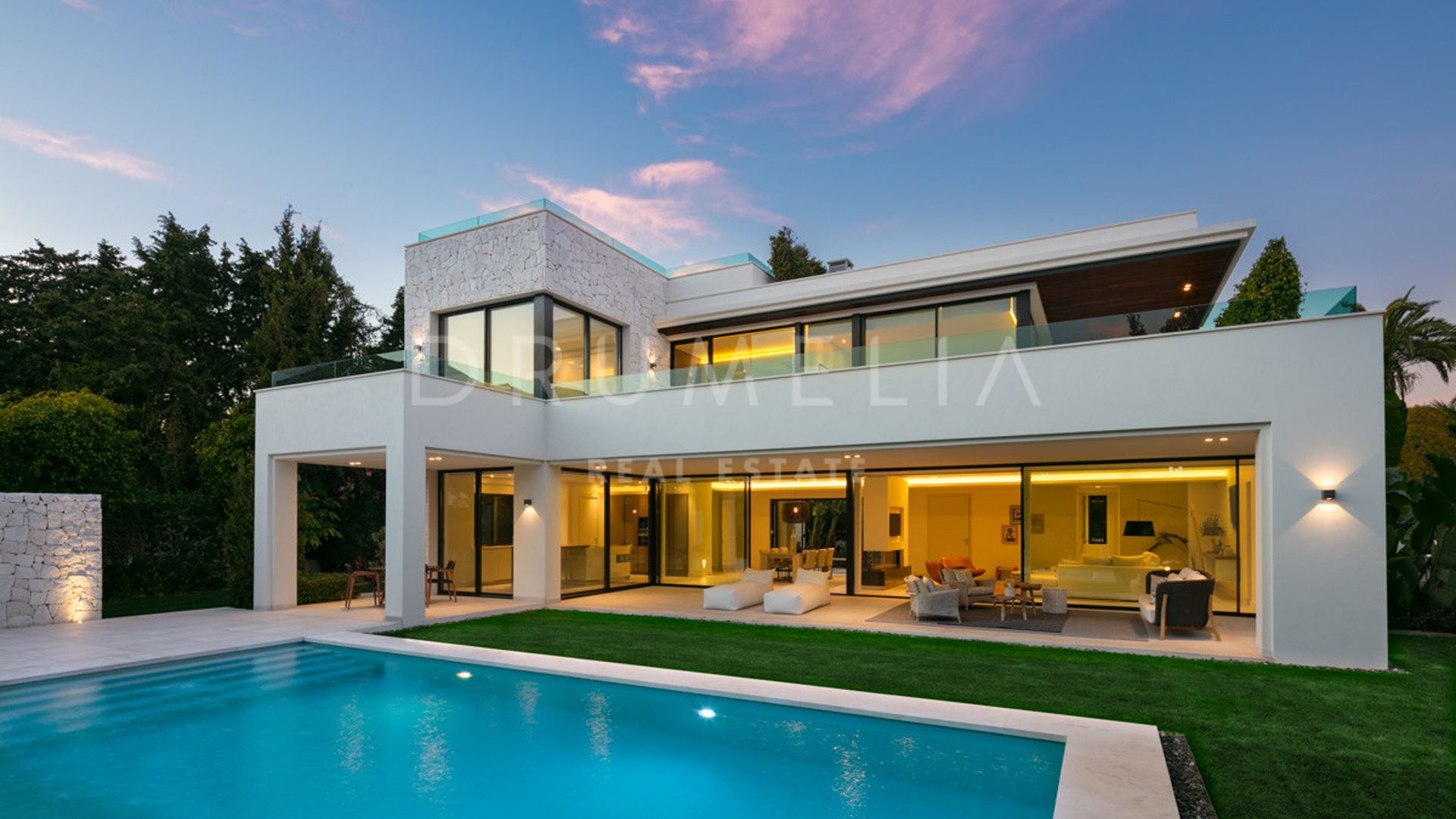 Exceptional Brand-New Luxurious Contemporary Villa, Casasola, Estepona
