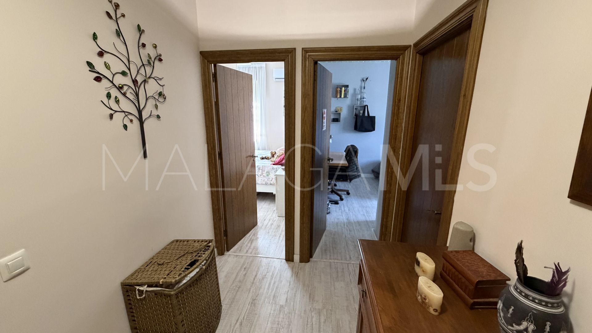 Se vende apartamento planta baja with 4 bedrooms in Nagüeles