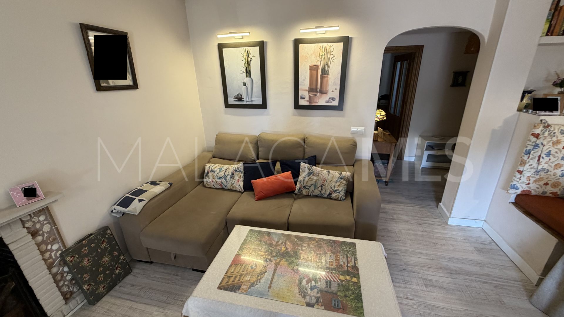 Se vende apartamento planta baja with 4 bedrooms in Nagüeles