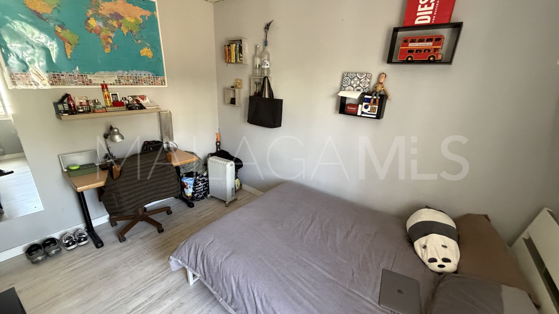 Se vende apartamento planta baja with 4 bedrooms in Nagüeles